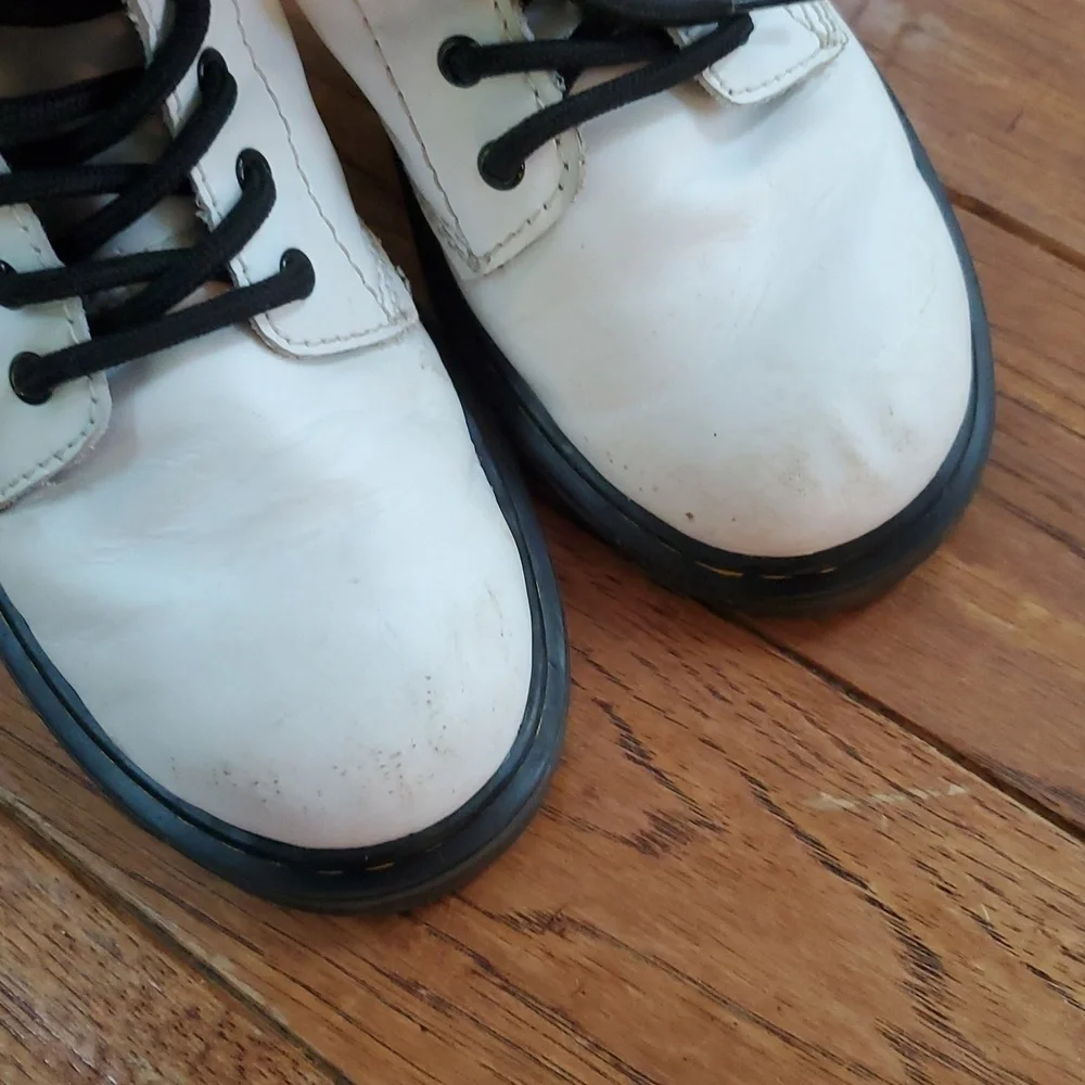 Dr. Martens 1460 J White Leather Boots